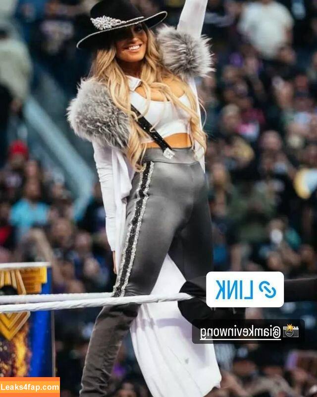 Trish Stratus / trishstratuscom leaked photo photo #0523