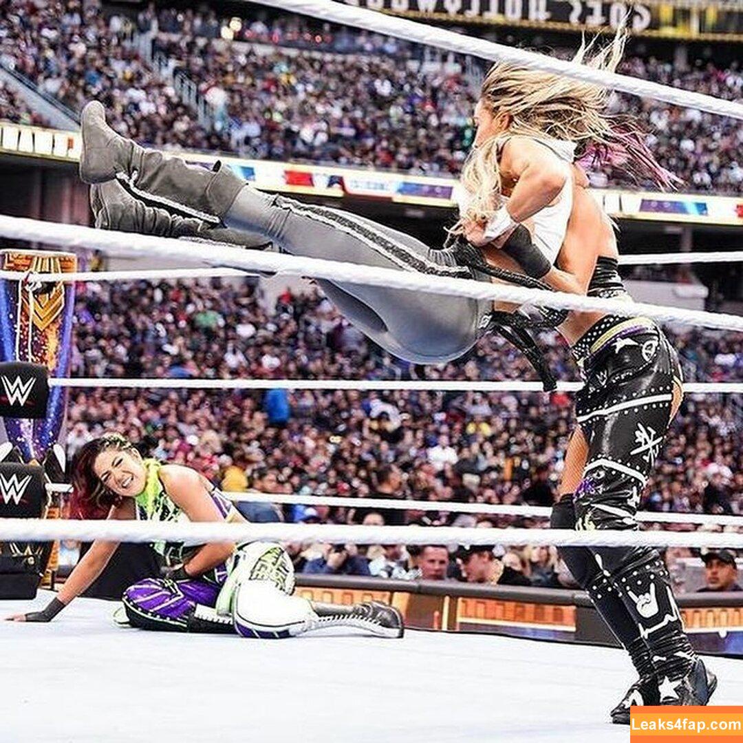 Trish Stratus / trishstratuscom leaked photo photo #0544