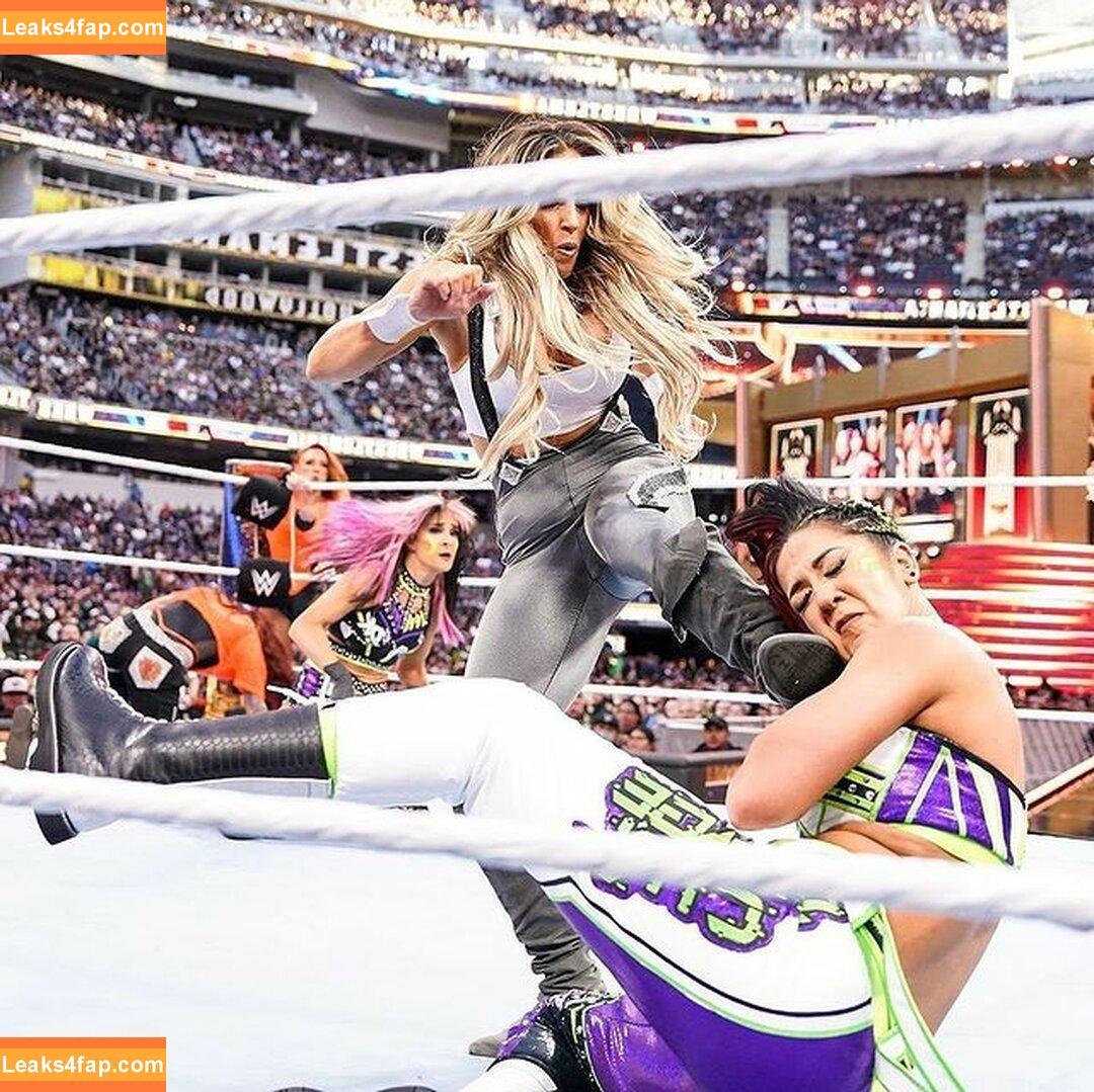 Trish Stratus / trishstratuscom leaked photo photo #0545