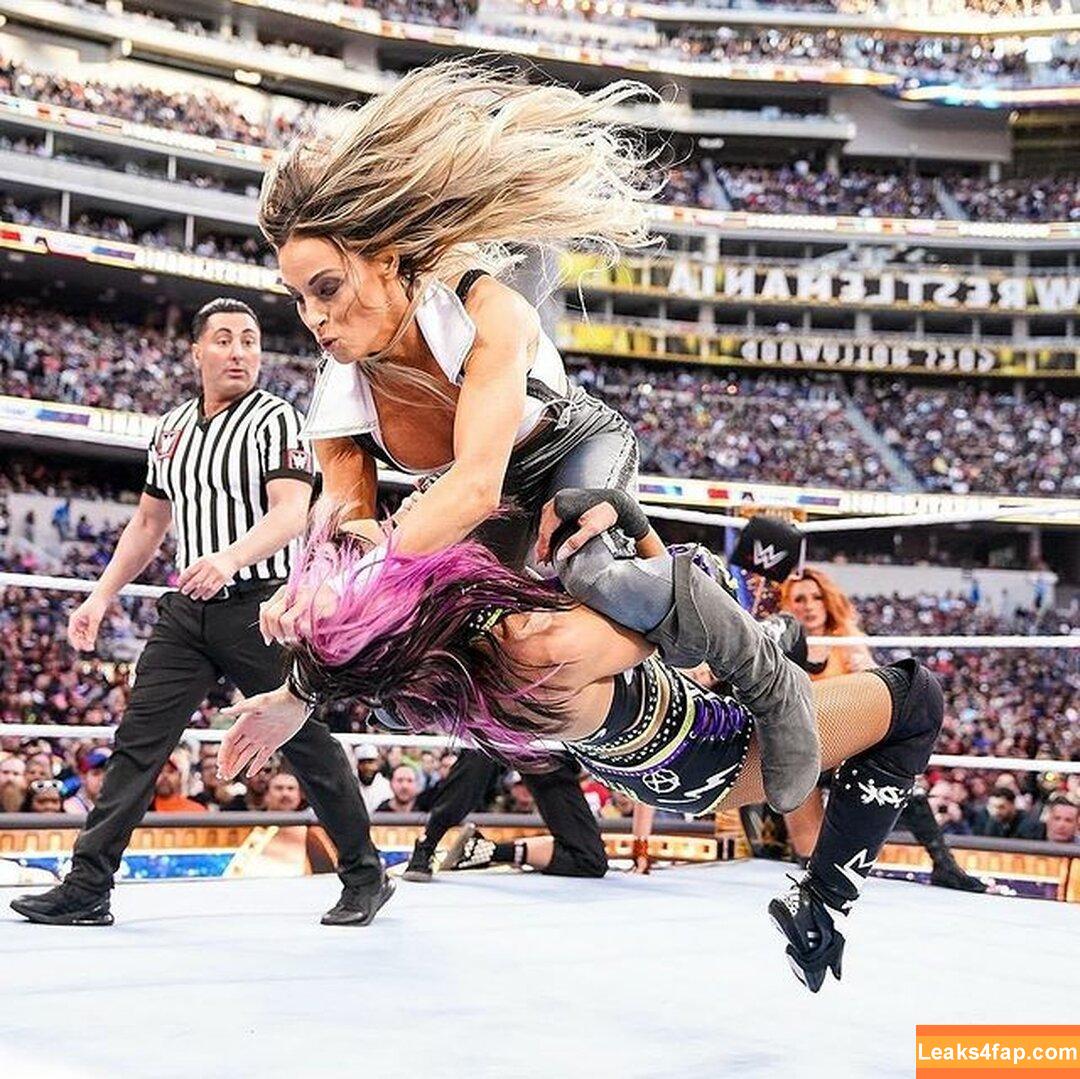 Trish Stratus / trishstratuscom leaked photo photo #0550