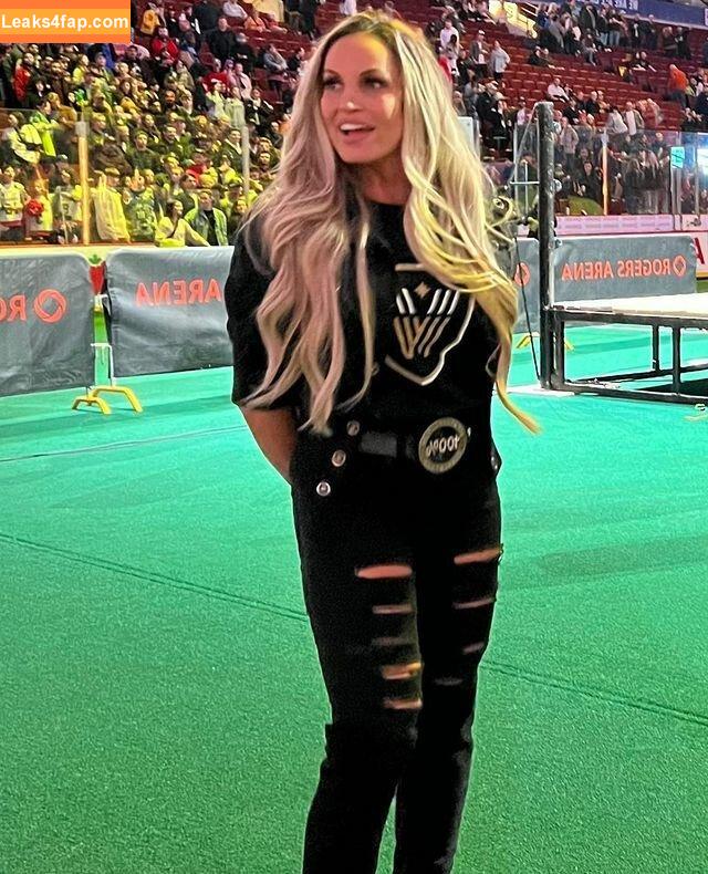 Trish Stratus / trishstratuscom leaked photo photo #0571