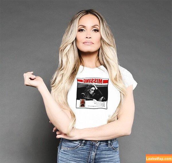 Trish Stratus / trishstratuscom leaked photo photo #0616