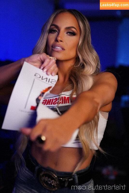 Trish Stratus / trishstratuscom leaked photo photo #0638