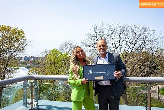 Trish Stratus / trishstratuscom leaked photo photo #0642