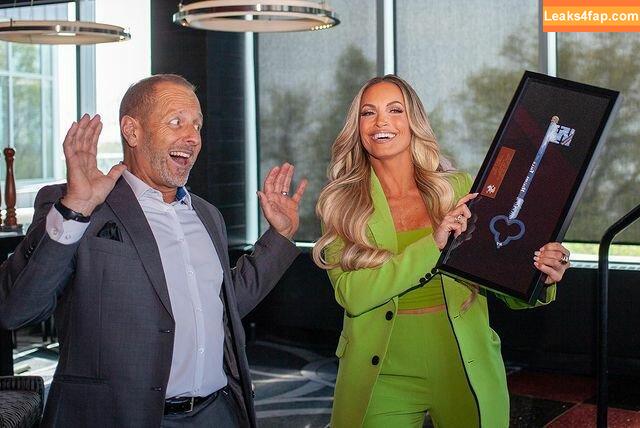 Trish Stratus / trishstratuscom leaked photo photo #0644