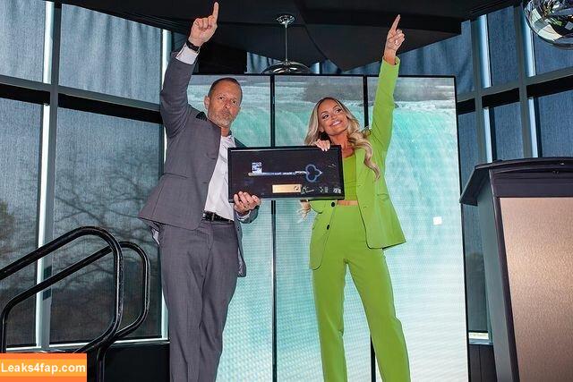 Trish Stratus / trishstratuscom leaked photo photo #0648