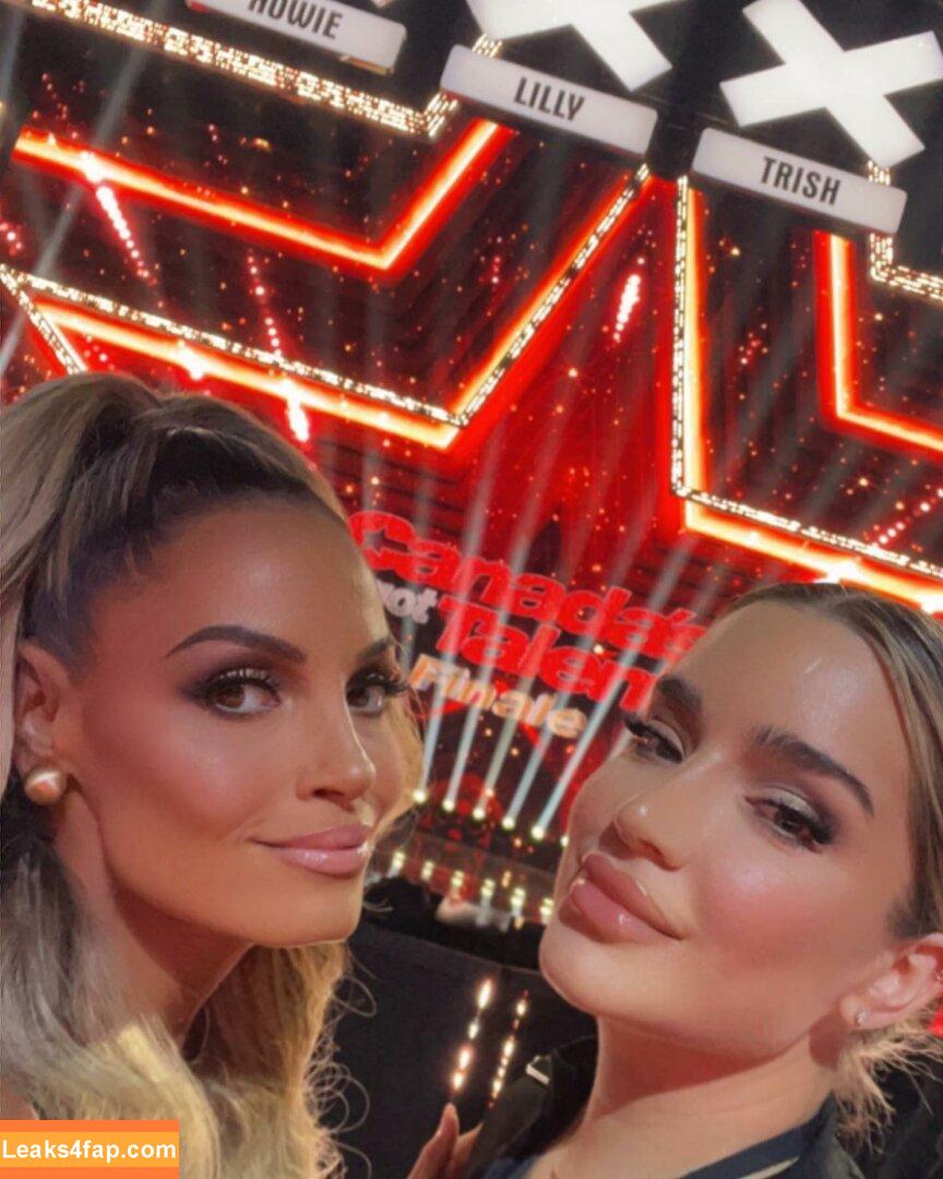 Trish Stratus / trishstratuscom leaked photo photo #0661