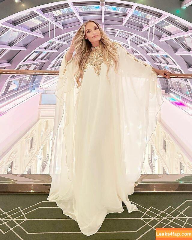 Trish Stratus / trishstratuscom leaked photo photo #0669