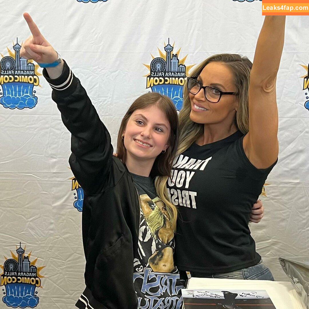 Trish Stratus / trishstratuscom leaked photo photo #0722