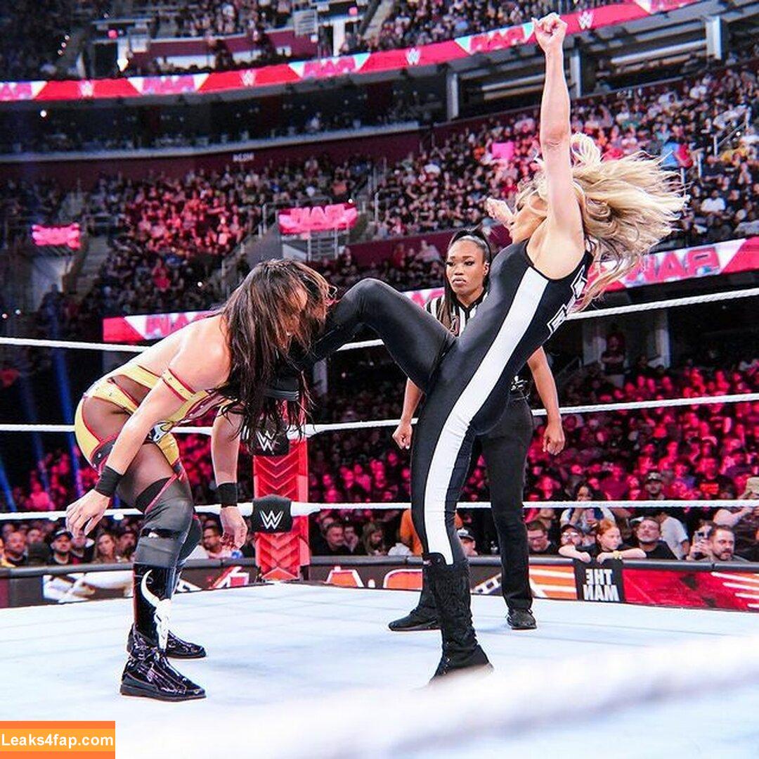 Trish Stratus / trishstratuscom leaked photo photo #0735