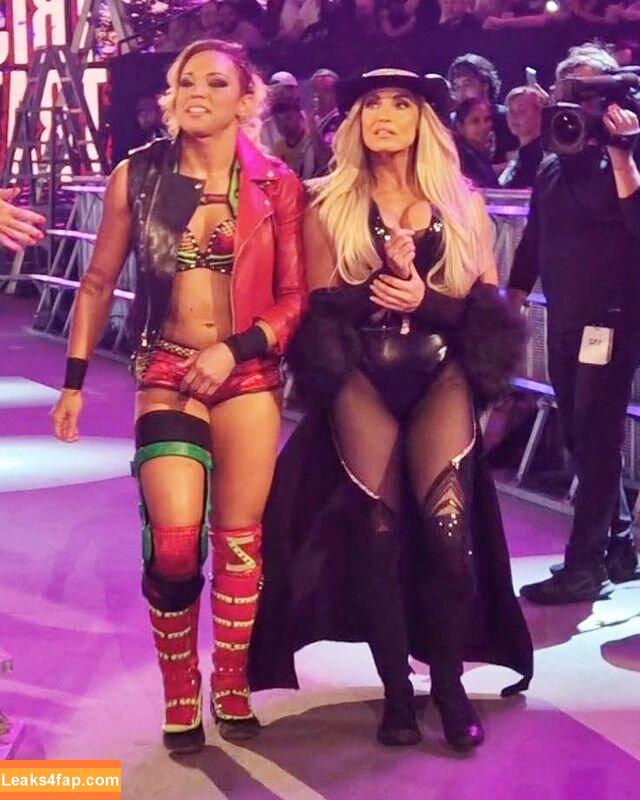 Trish Stratus / trishstratuscom leaked photo photo #0756