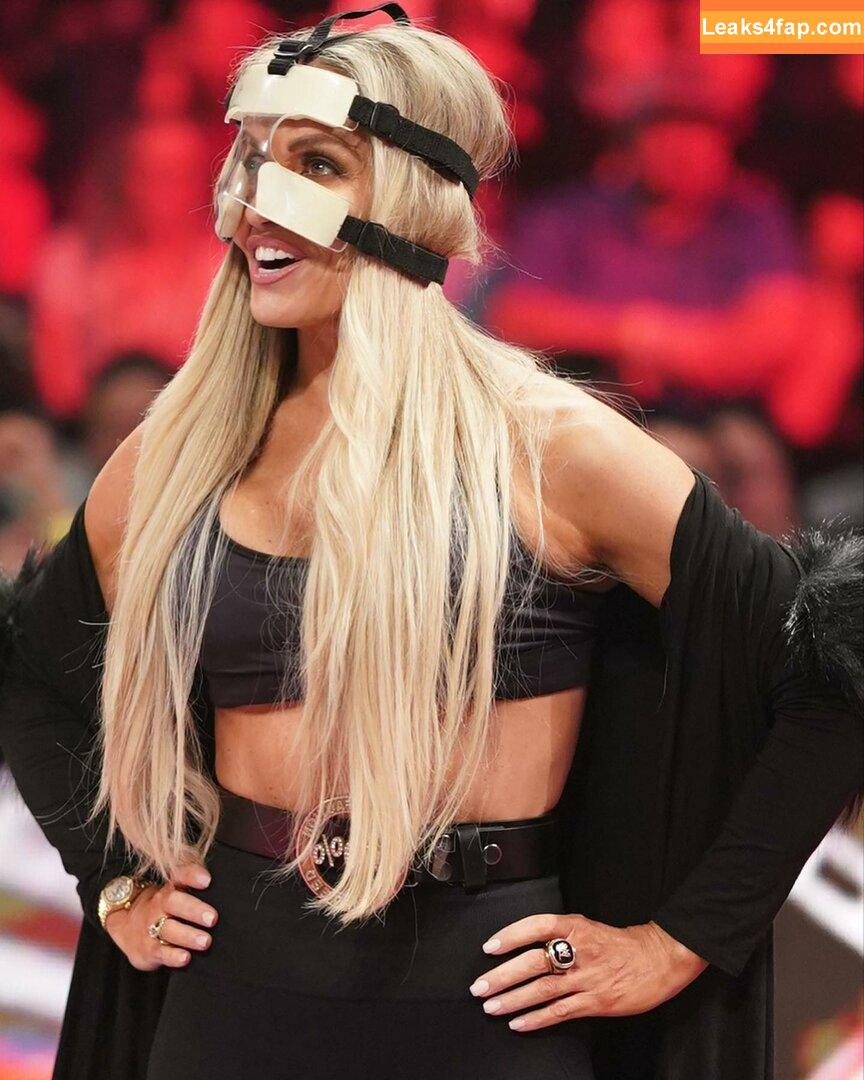 Trish Stratus / trishstratuscom leaked photo photo #0767