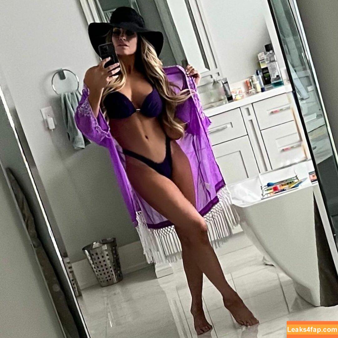 Trish Stratus / trishstratuscom leaked photo photo #0798