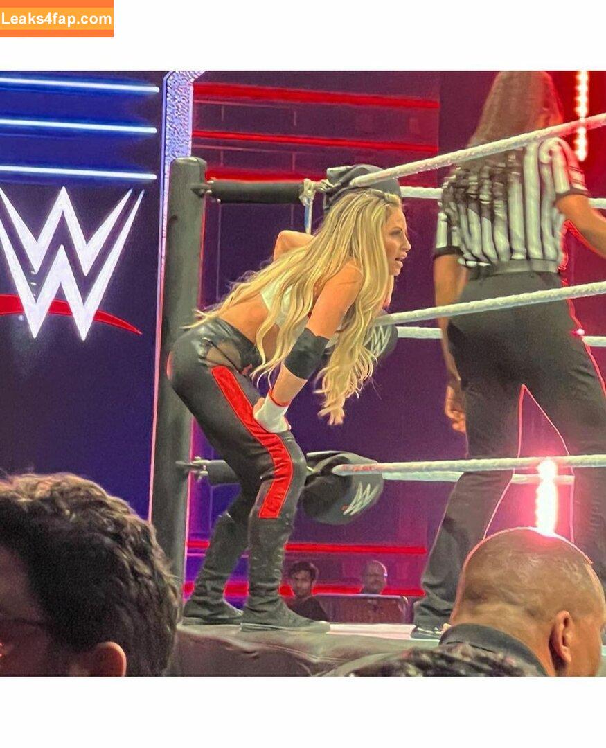 Trish Stratus / trishstratuscom leaked photo photo #0818