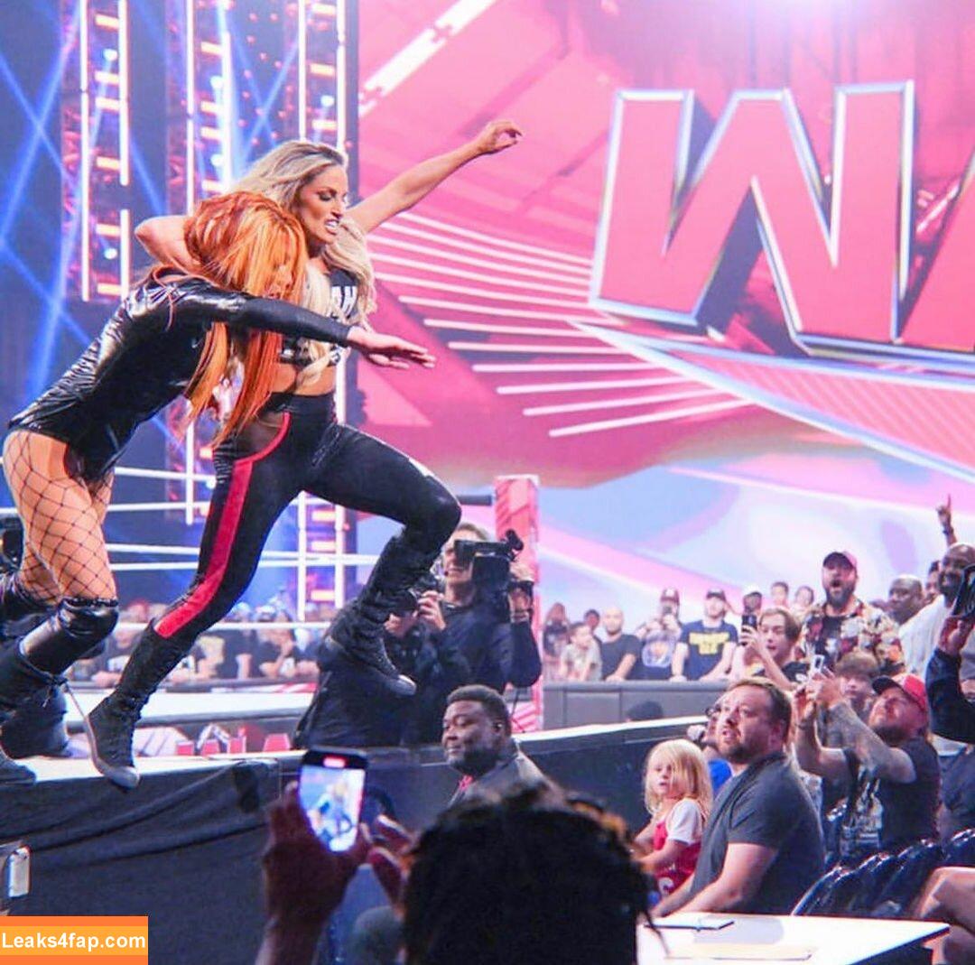 Trish Stratus / trishstratuscom leaked photo photo #0824