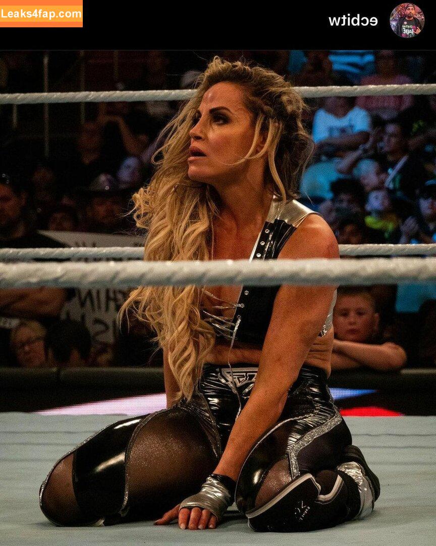 Trish Stratus / trishstratuscom слитое фото фото #0843