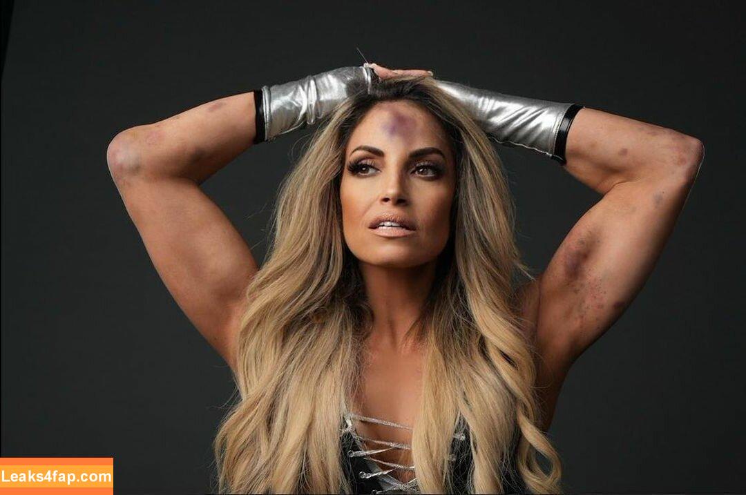 Trish Stratus / trishstratuscom слитое фото фото #0845