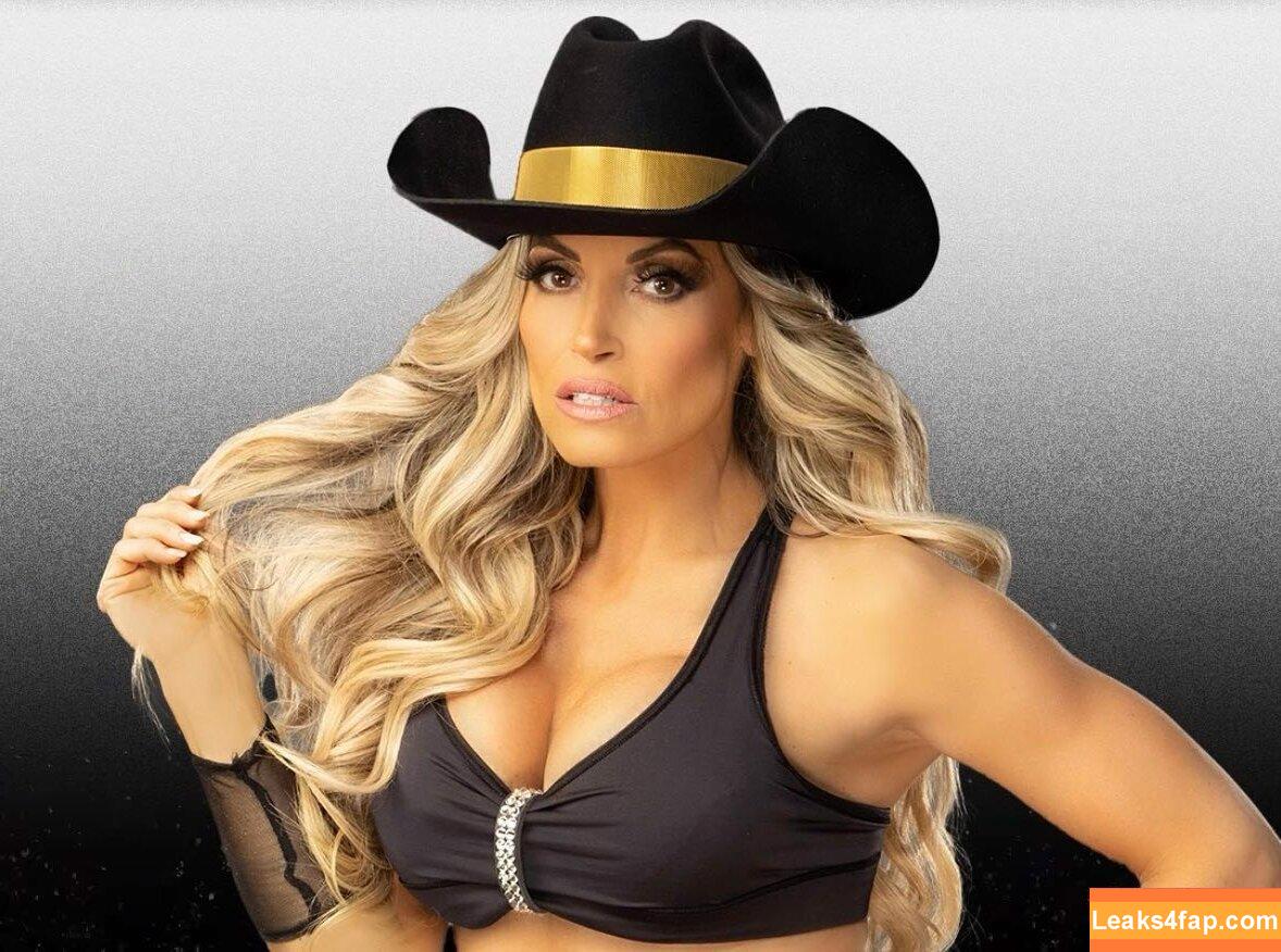 Trish Stratus / trishstratuscom слитое фото фото #0846