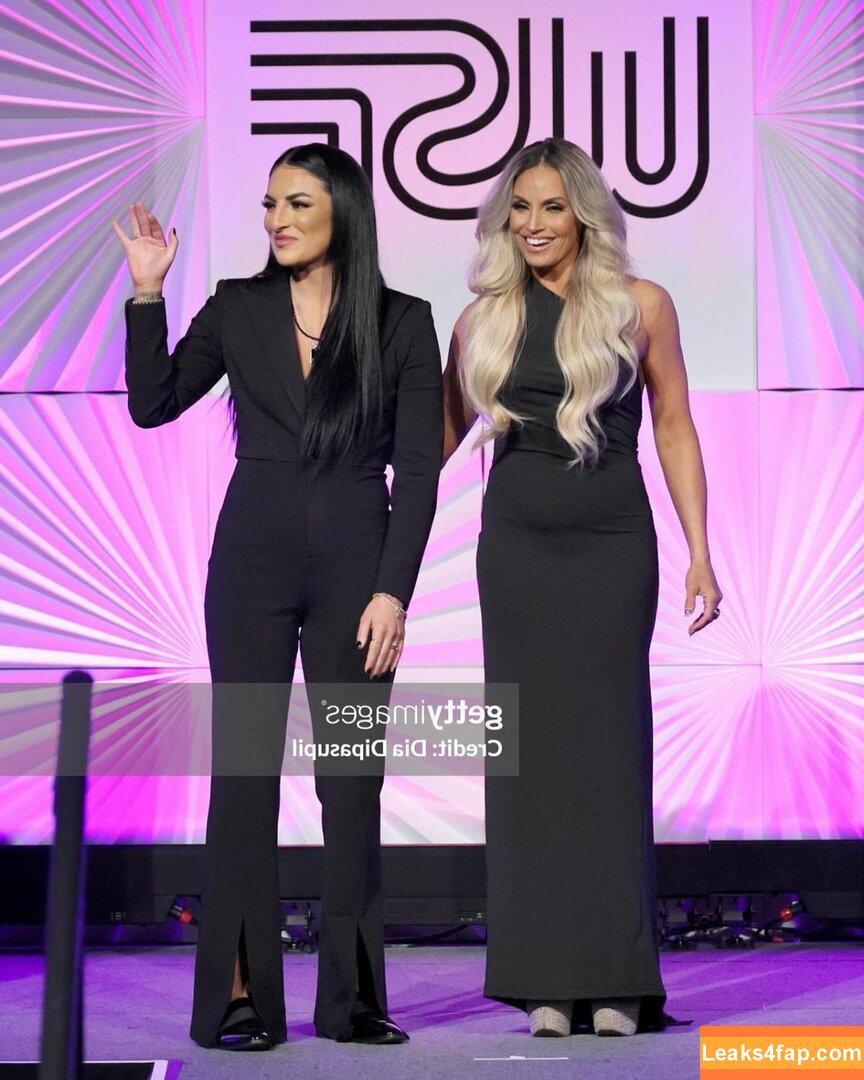 Trish Stratus / trishstratuscom leaked photo photo #0921