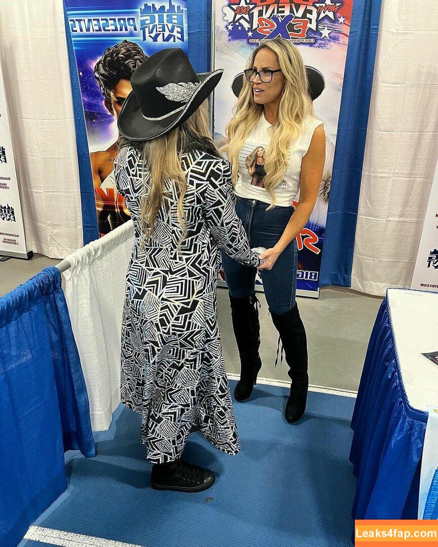 Trish Stratus / trishstratuscom leaked photo photo #0968