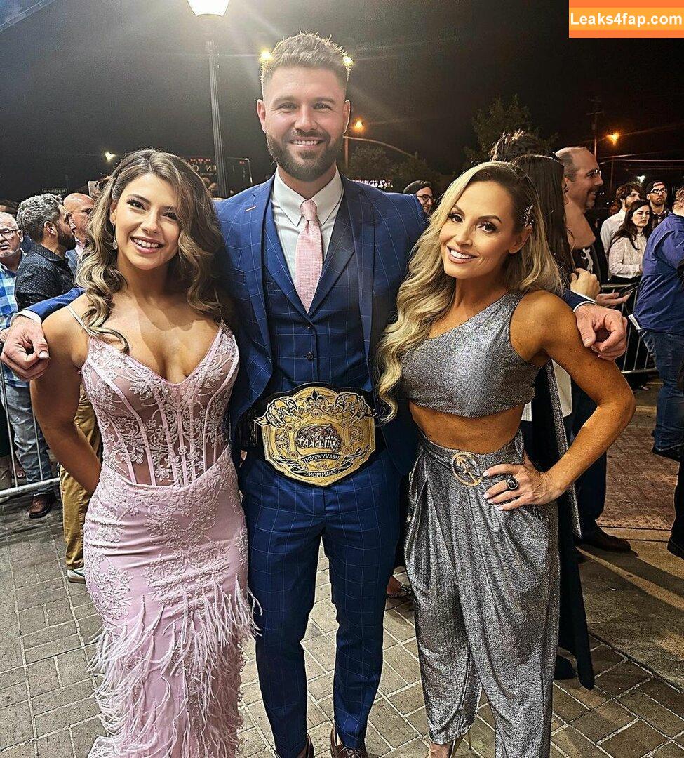 Trish Stratus / trishstratuscom leaked photo photo #0989