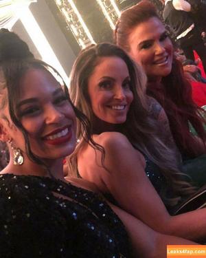 Trish Stratus photo #0005