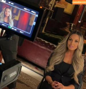 Trish Stratus photo #0008