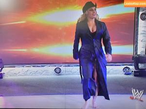 Trish Stratus photo #0017