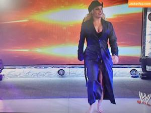 Trish Stratus photo #0018