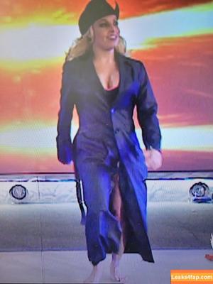 Trish Stratus photo #0019