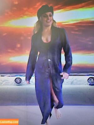 Trish Stratus photo #0024