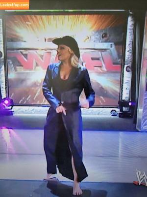 Trish Stratus photo #0036