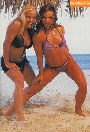 Trish Stratus photo #0045