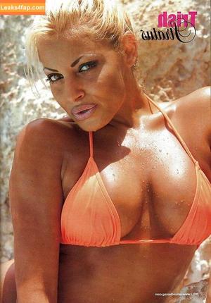 Trish Stratus photo #0156