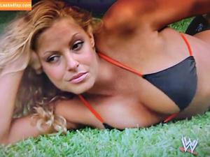 Trish Stratus photo #0170