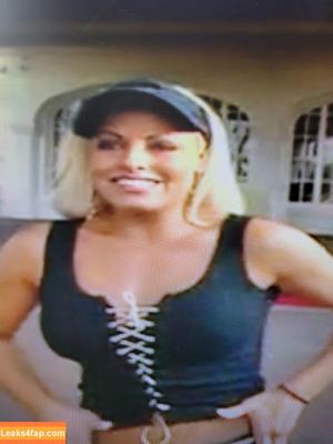 Trish Stratus photo #0182