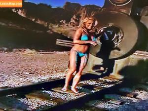 Trish Stratus photo #0204