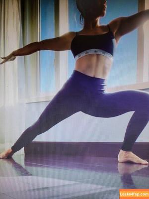 Trish Stratus photo #0336