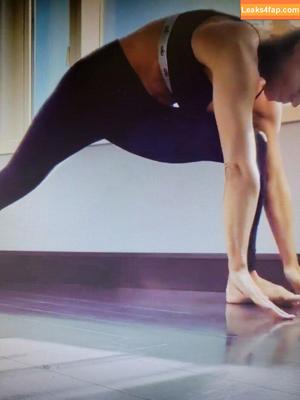 Trish Stratus photo #0339