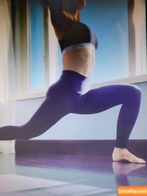 Trish Stratus photo #0361