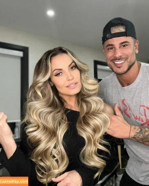 Trish Stratus photo #0378