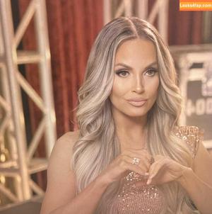 Trish Stratus photo #0380