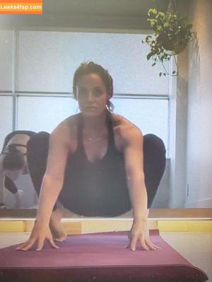 Trish Stratus photo #0383