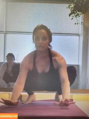 Trish Stratus photo #0385