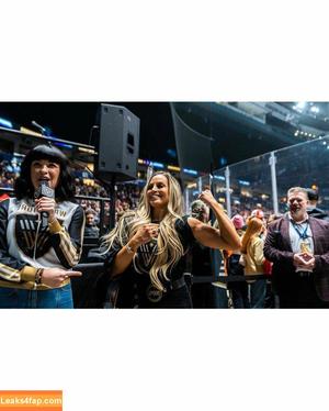 Trish Stratus photo #0414