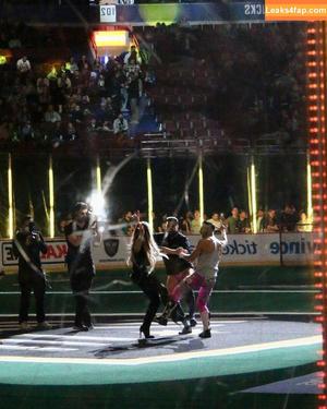 Trish Stratus photo #0427