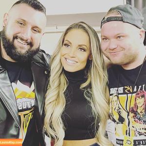 Trish Stratus photo #0500