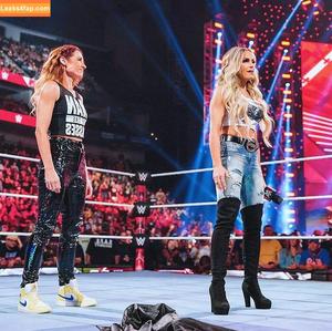 Trish Stratus photo #0620