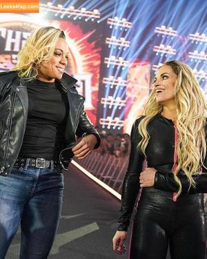 Trish Stratus photo #0678