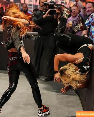 Trish Stratus photo #0736